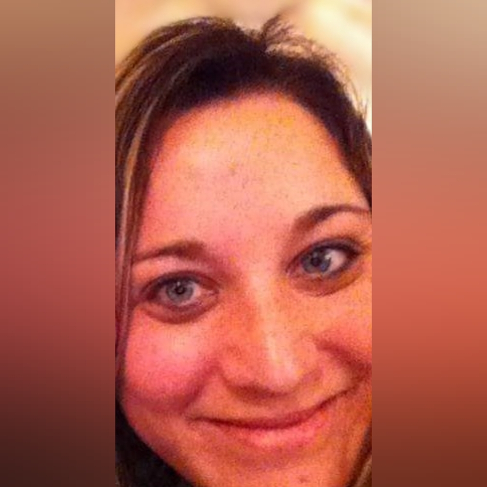 Meet your Posher, Leigh